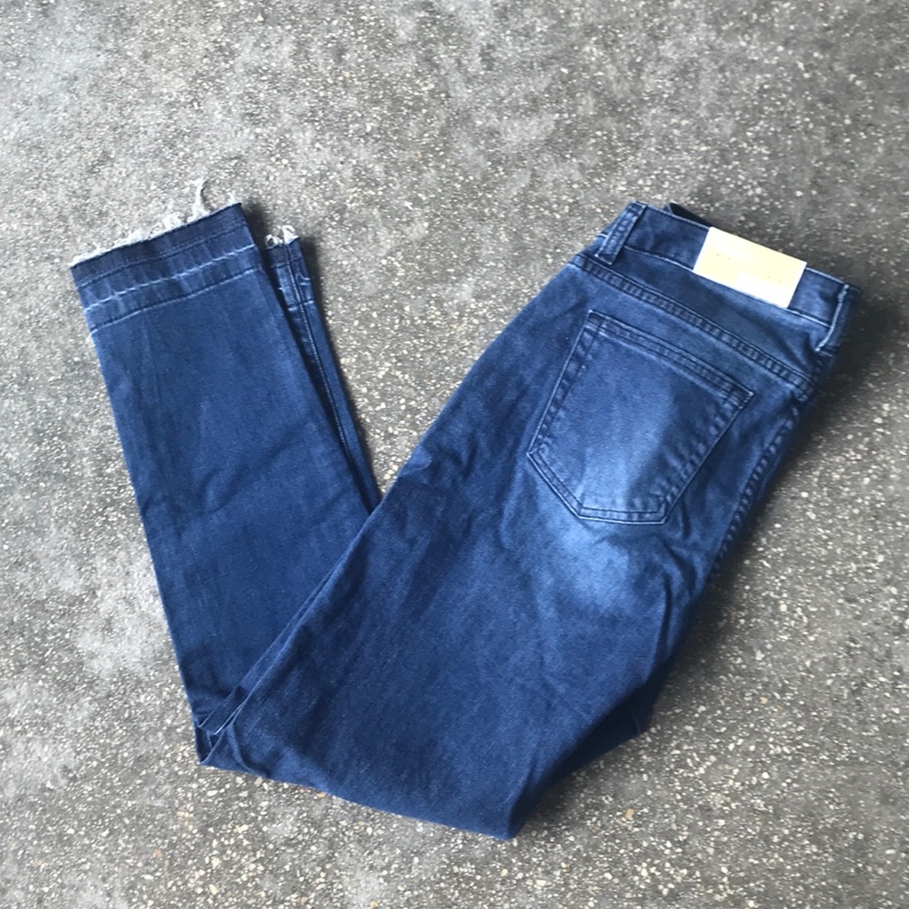 Michael Kors medium wash jeans! NWT
